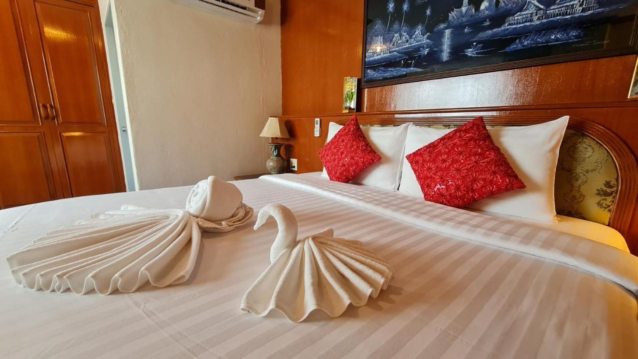 Vech Guesthouse Patong Kültér fotó